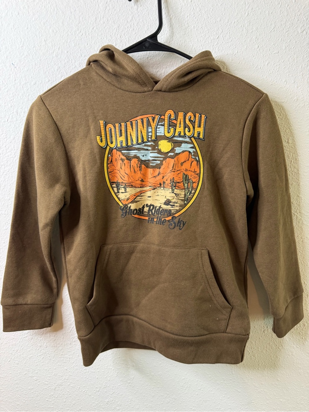 Ash Brown Johnny Cash Pullover with White Print